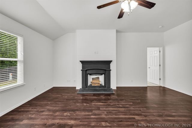 14826 S Hudson Avenue, Bixby, OK 74008