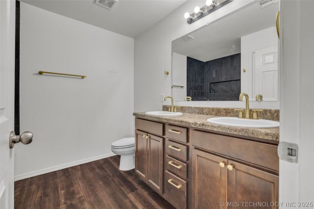 14826 S Hudson Avenue, Bixby, OK 74008