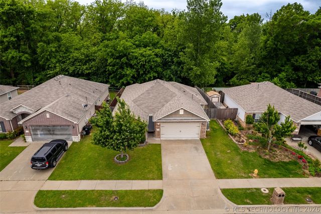 14826 S Hudson Avenue, Bixby, OK 74008