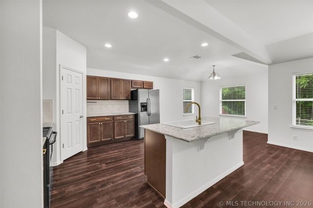 14826 S Hudson Avenue, Bixby, OK 74008