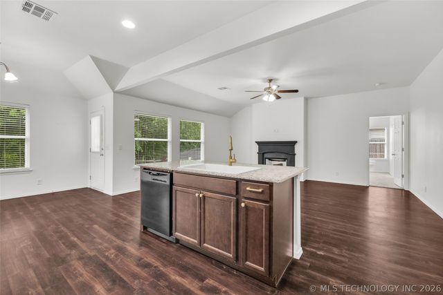 14826 S Hudson Avenue, Bixby, OK 74008