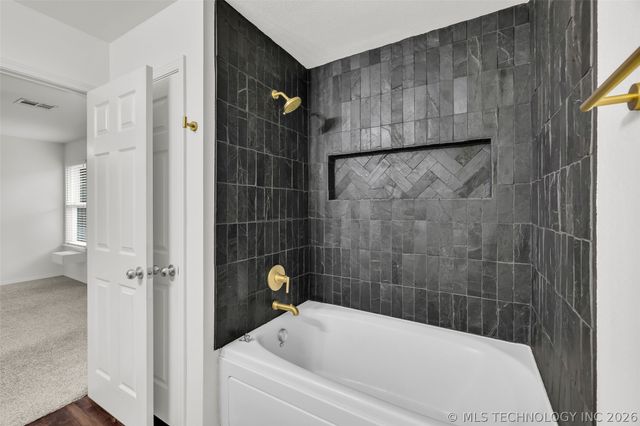 14826 S Hudson Avenue, Bixby, OK 74008