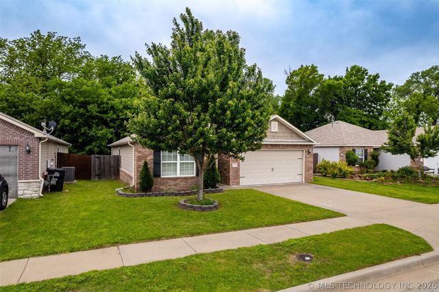 14826 S Hudson Avenue, Bixby, OK 74008