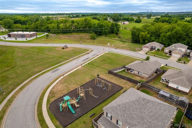 14826 S Hudson Avenue, Bixby, OK 74008