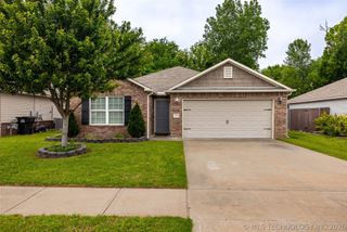 14826 S Hudson Avenue, Bixby, OK 74008