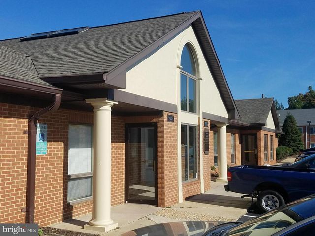 9306 FOREST POINT CIRCLE, Manassas, VA 20110
