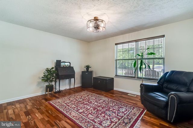 37978 GEORGE F DR, Mechanicsville, MD 20659