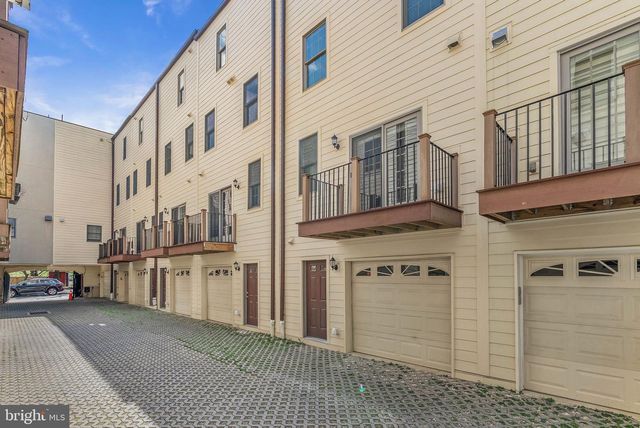 1011 N 3RD ST, Philadelphia, PA 19123