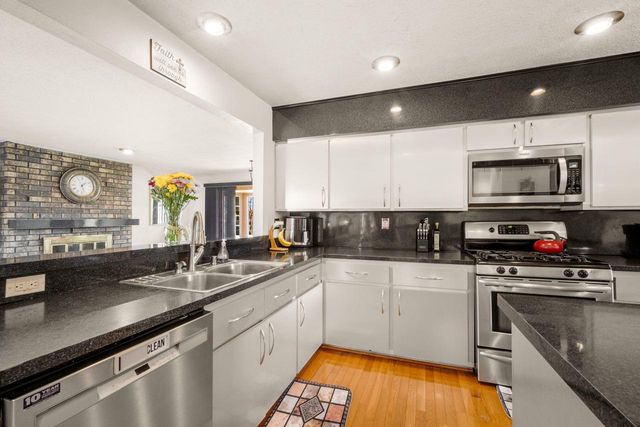 8125 58th STREET, Franklin, WI 53132