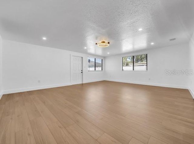 6040 84TH AVENUE N, Pinellas Park, FL 33781