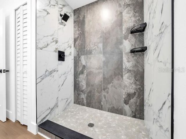 6040 84TH AVENUE N, Pinellas Park, FL 33781