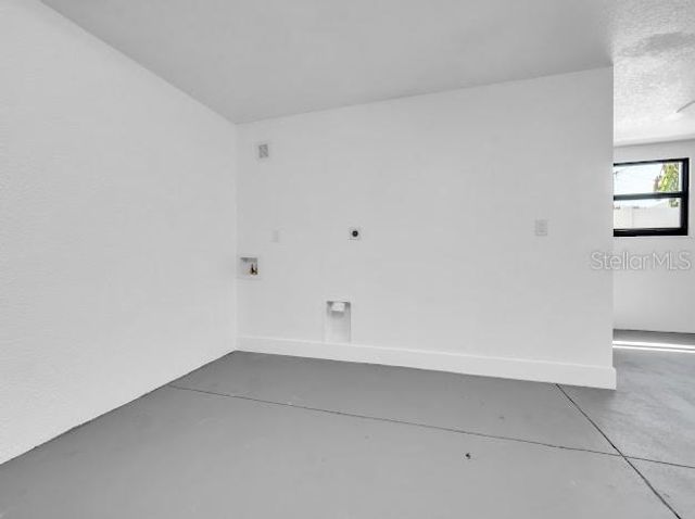 6040 84TH AVENUE N, Pinellas Park, FL 33781