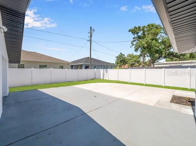 6040 84TH AVENUE N, Pinellas Park, FL 33781