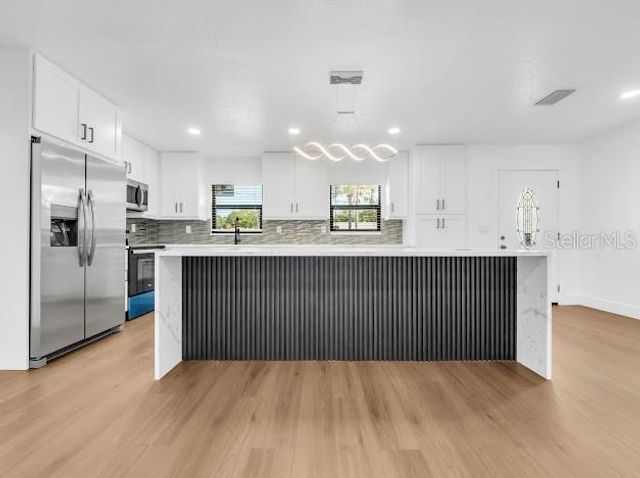 6040 84TH AVENUE N, Pinellas Park, FL 33781