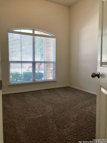 10306 FLOORE HOLW, San Antonio, TX 78254