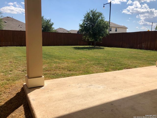 10306 FLOORE HOLW, San Antonio, TX 78254