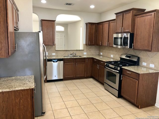 10306 FLOORE HOLW, San Antonio, TX 78254