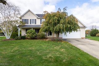 210 Evergreen Drive, Creston, OH 44217