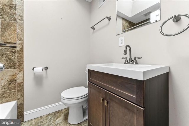 1160 BROOKWOOD LN, Glenolden, PA 19036