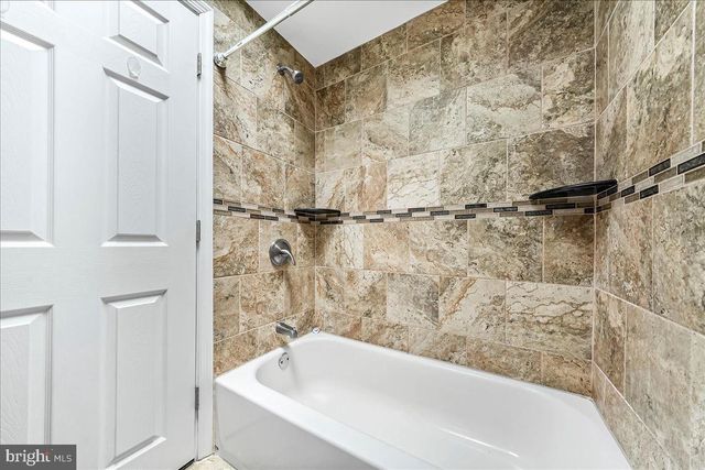 1160 BROOKWOOD LN, Glenolden, PA 19036