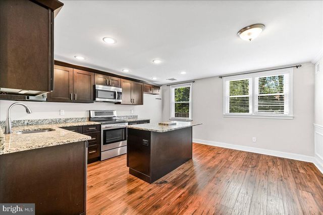 1160 BROOKWOOD LN, Glenolden, PA 19036
