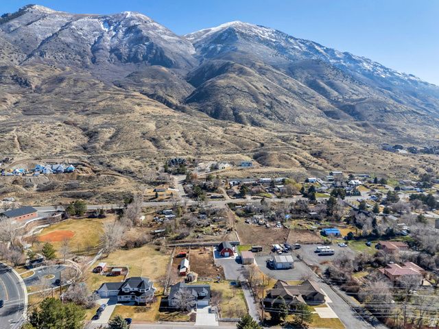 9980 N 4000 W, Cedar Hills, UT 84062