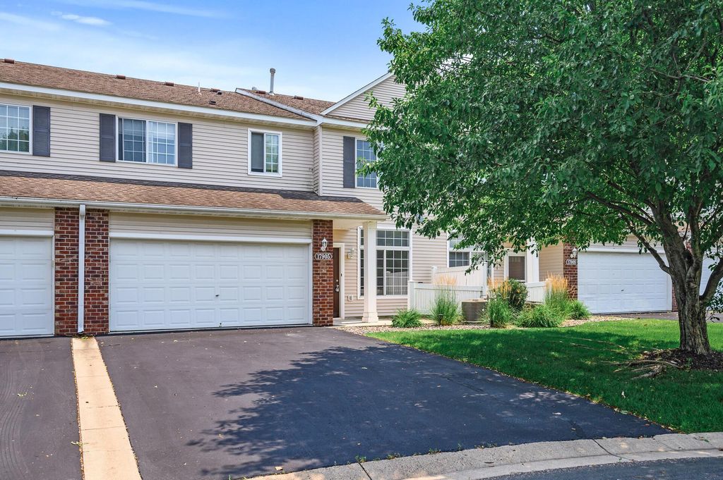 17905 96th Avenue N, Maple Grove, MN 55311
