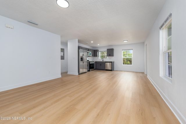 6287 HUTCHINSON Avenue, Keystone Heights, FL 32656