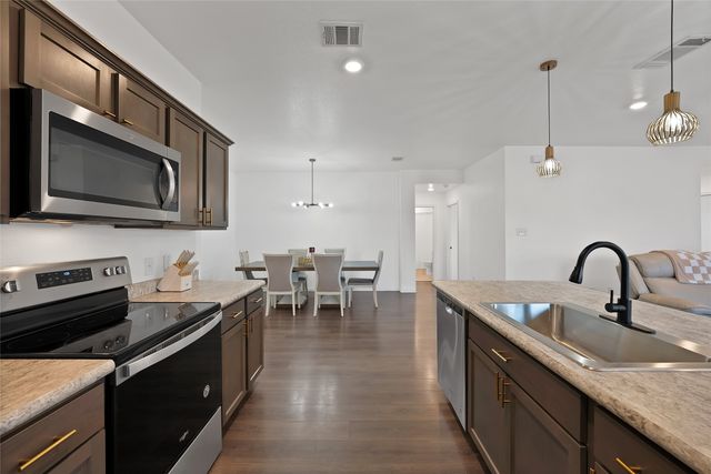 1017 Whispering Oak Drive, Royse City, TX 75189