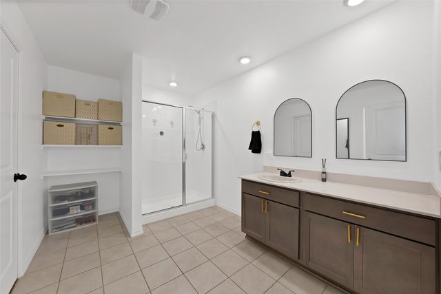 1017 Whispering Oak Drive, Royse City, TX 75189