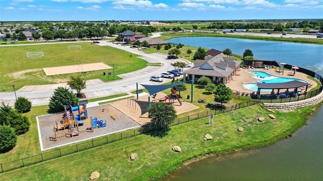 1017 Whispering Oak Drive, Royse City, TX 75189