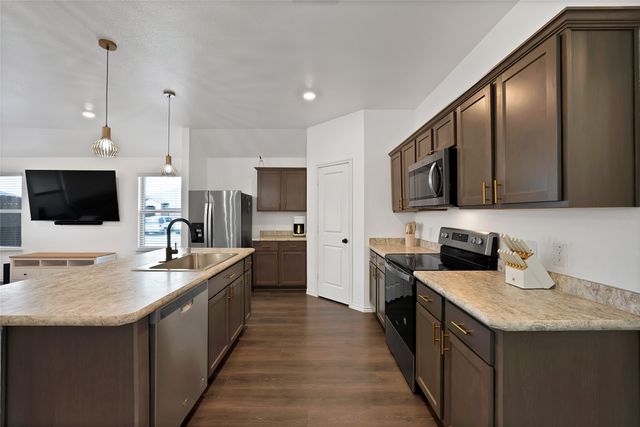 1017 Whispering Oak Drive, Royse City, TX 75189