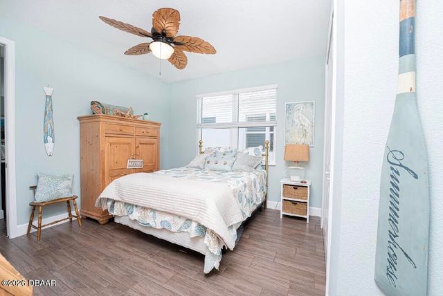 591 Hang Loose Way, Daytona Beach, FL 32124