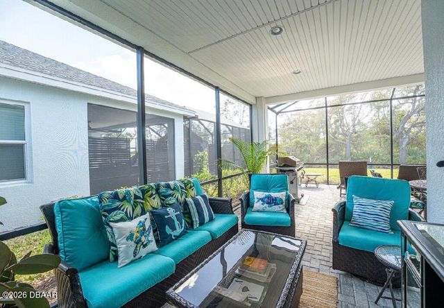 591 Hang Loose Way, Daytona Beach, FL 32124