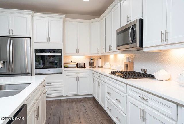 591 Hang Loose Way, Daytona Beach, FL 32124