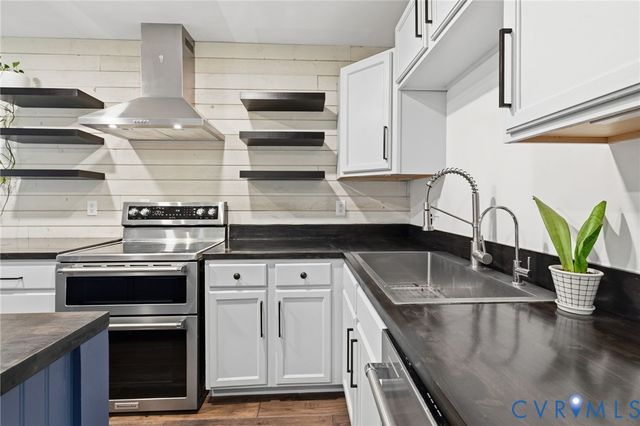 3376 Lone Draw Ct, Powhatan, VA 23139