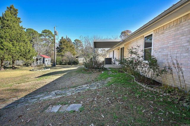 903 Hope Circle, Mena, AR 71953
