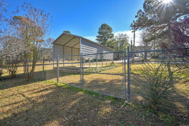 903 Hope Circle, Mena, AR 71953