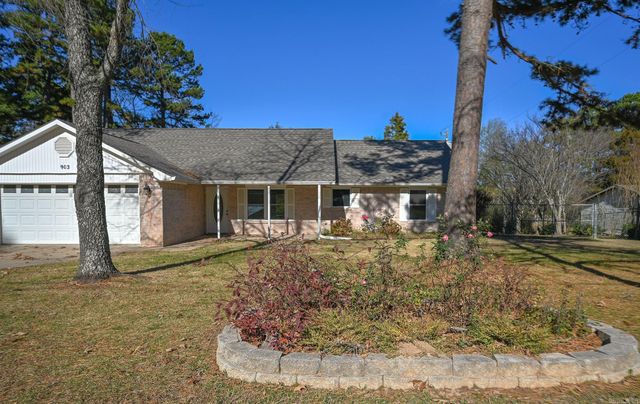 903 Hope Circle, Mena, AR 71953