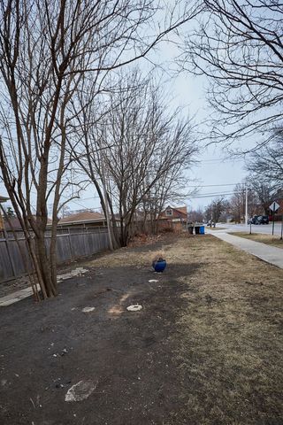 1701 N Sayre Avenue, Chicago, IL 60707