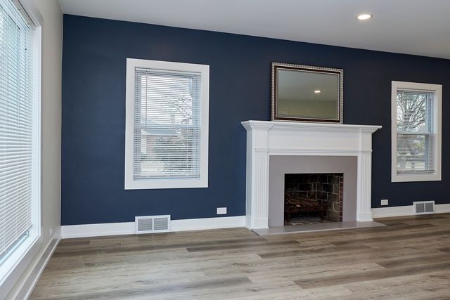 1701 N Sayre Avenue, Chicago, IL 60707