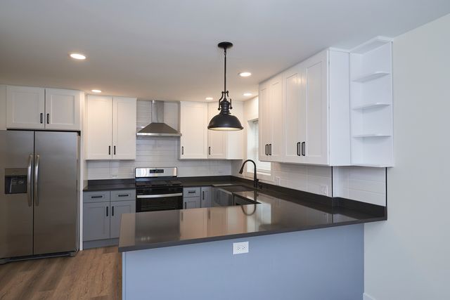 1701 N Sayre Avenue, Chicago, IL 60707