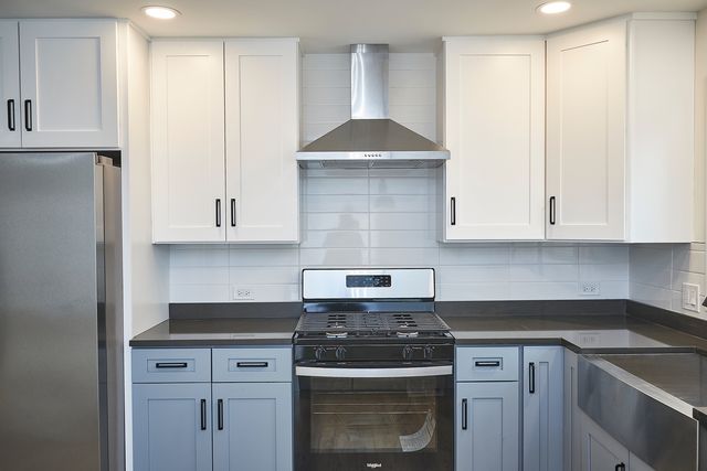 1701 N Sayre Avenue, Chicago, IL 60707