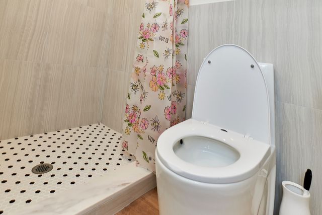 1701 N Sayre Avenue, Chicago, IL 60707