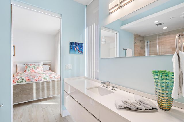 106 Inlet Way 105, Palm Beach Shores, FL 33404