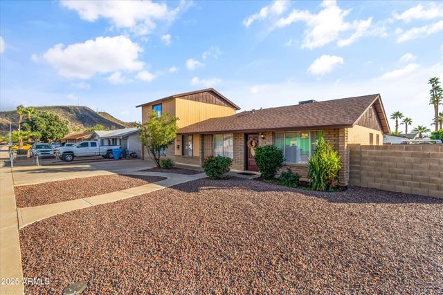 2255 W BLOOMFIELD Road, Phoenix, AZ 85029