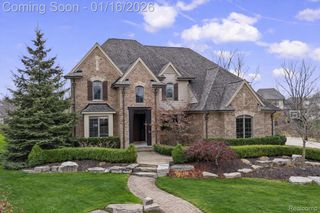 3575 Royal Berkshire Lane, Oakland Charter Township, MI 48363