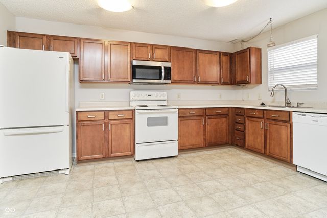 14169 Clapboard Drive, Noblesville, IN 46060