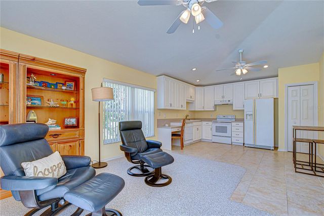 4609 COMPASS OAKS DRIVE, Valrico, FL 33596