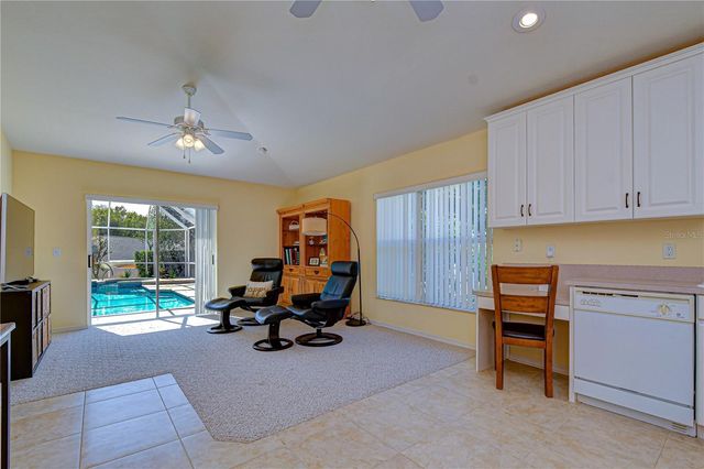 4609 COMPASS OAKS DRIVE, Valrico, FL 33596